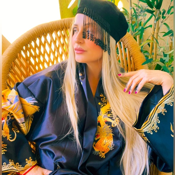 Most fabulous Satin short Dragon kimono!!BOHO GLAM - Picture 1 of 10